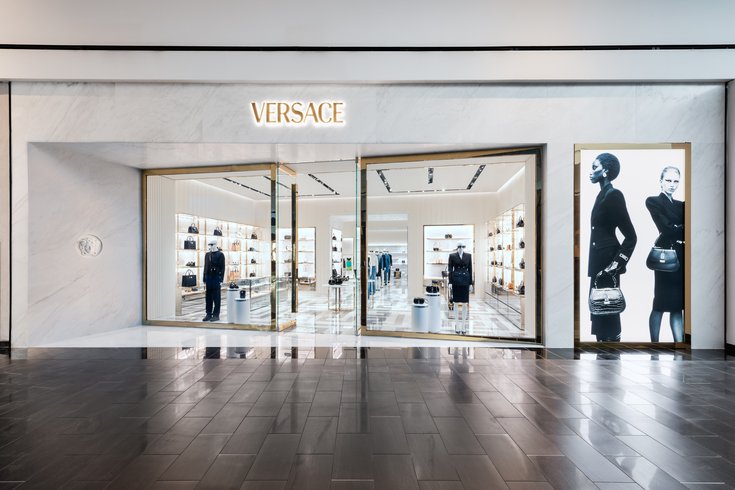 Versace, Communications Branding