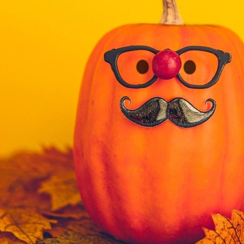 pumpkin wearing glasses
