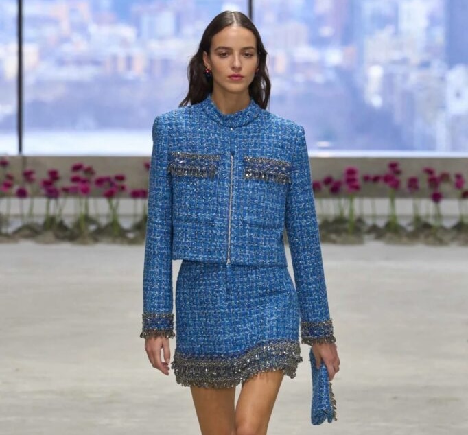 carolina herrara 25/26 fall/winder blue blazer and mini skirt combo
