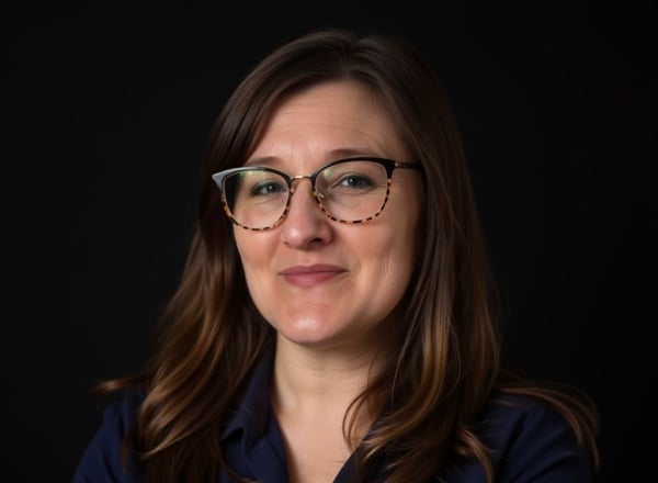 headshot of Kaitlyn Dibble