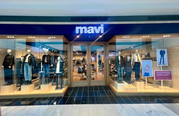 exterior of mavi store