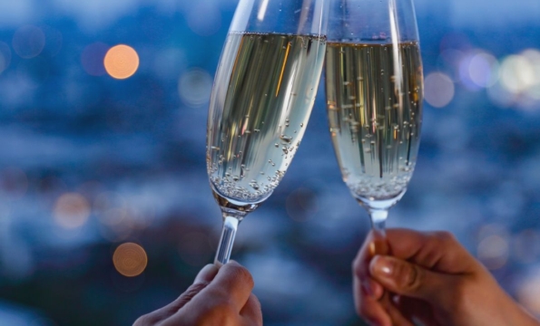 champagne glasses cheersing