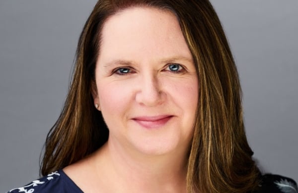 headshot of julie lane